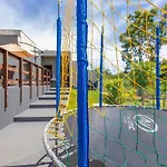 Charmosa Casa C/ 3 Suites E Piscina Com Hidro