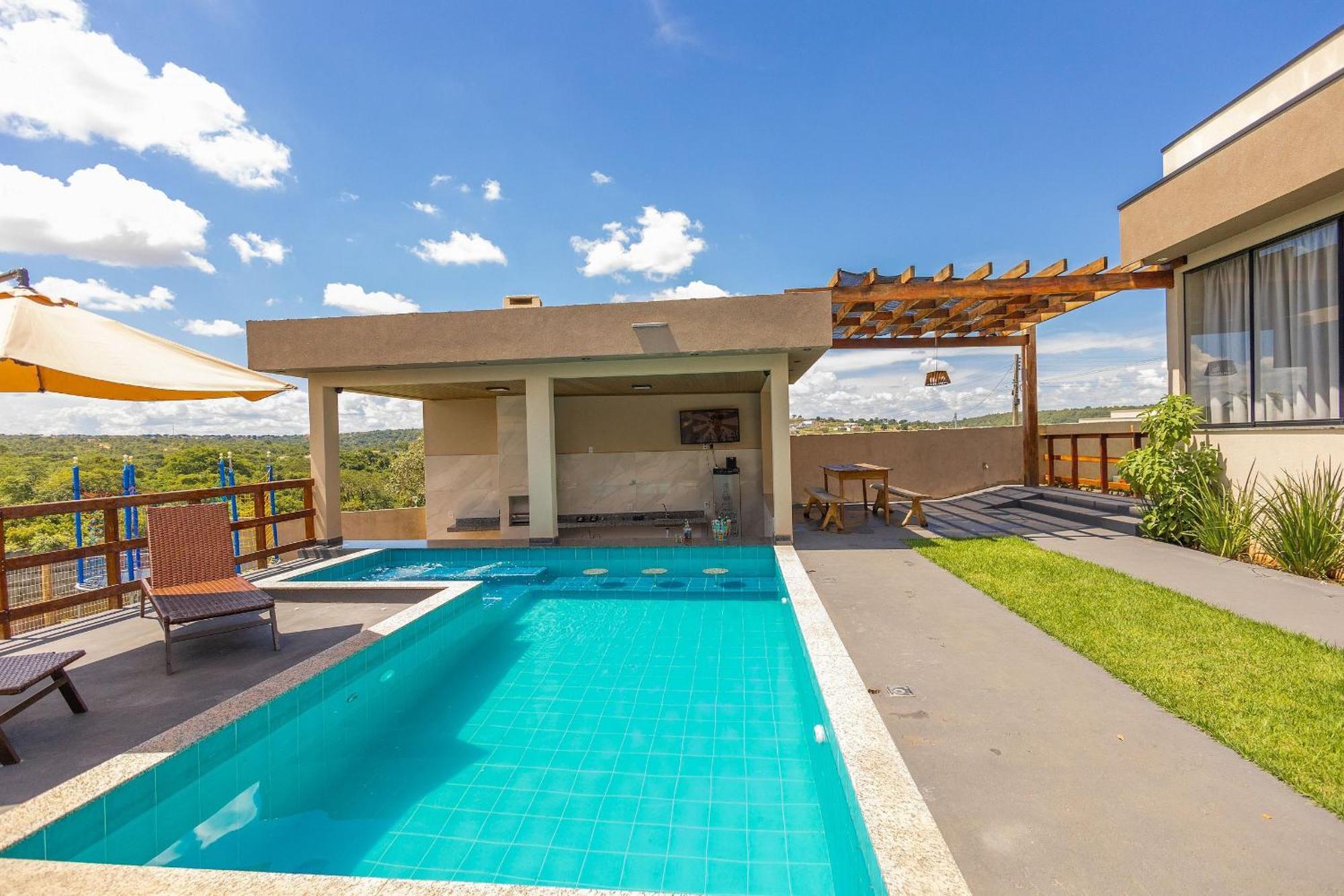 Casa de férias Charmosa Casa C/ 3 E Piscina Com Hidro